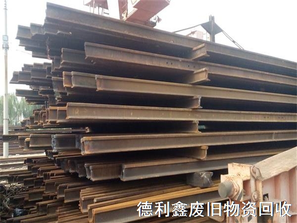 7935436.jpg 7935436.jpg