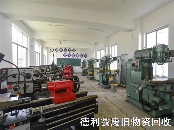 39954354045.jpg 39954354045.jpg