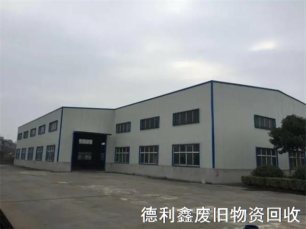 540543525.jpg 540543525.jpg