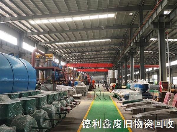 12310515.jpg 12310515.jpg